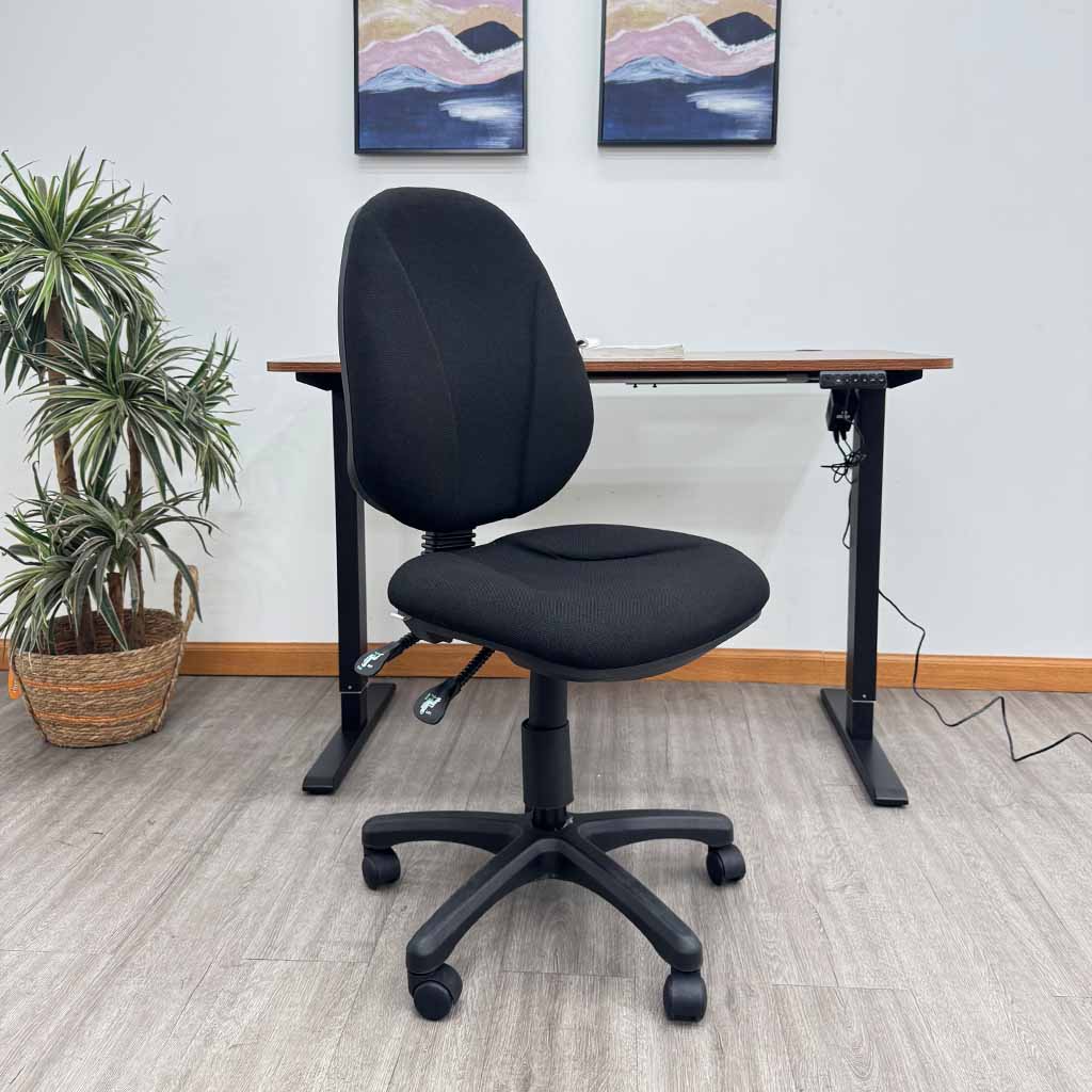 Silla secretarial en tela